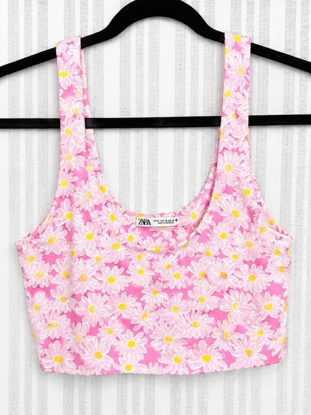 NWOT Zara Pink Daisy Bralette Crop Top
